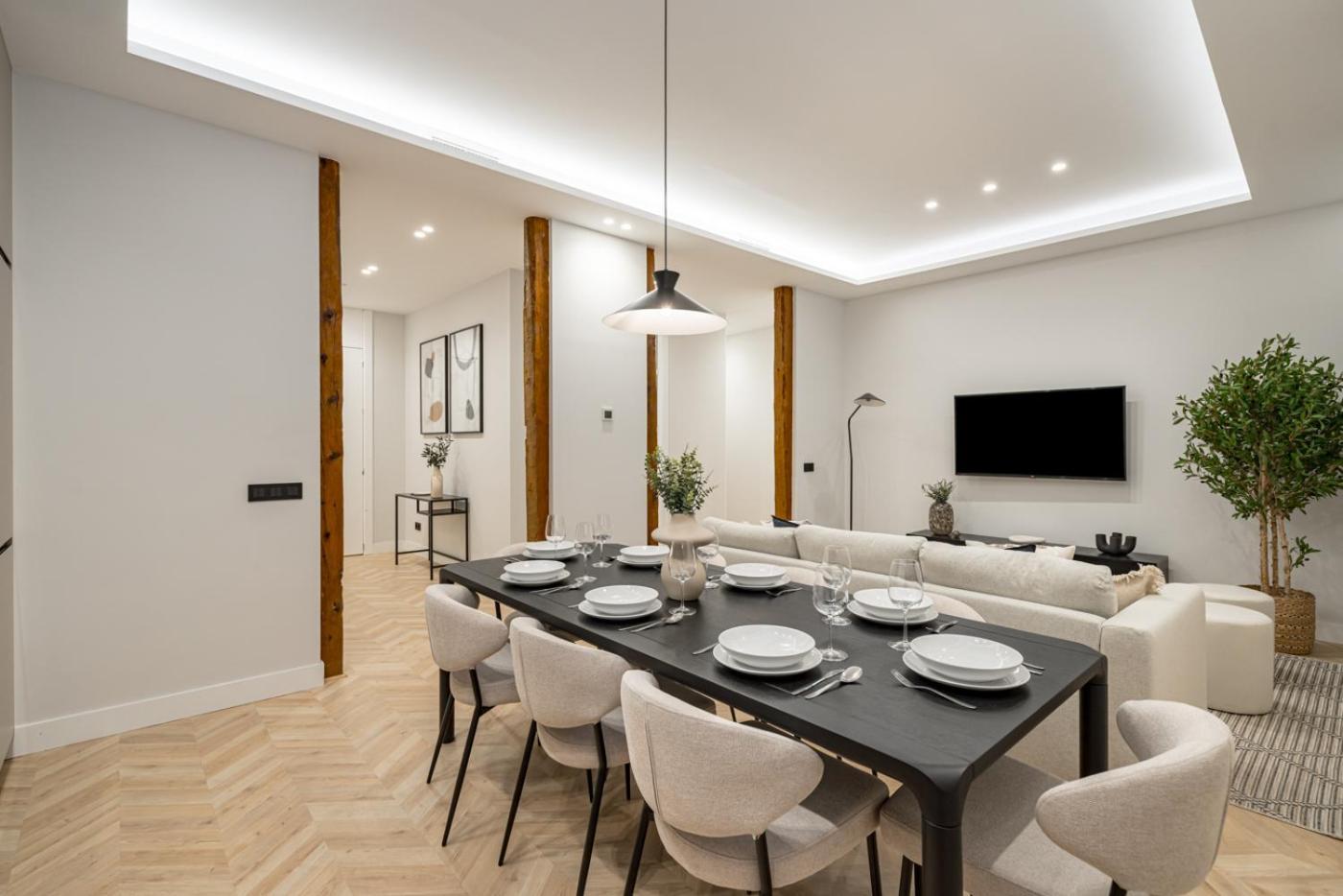 Centro Xx Calle Montera 5br 6bh Appartamento