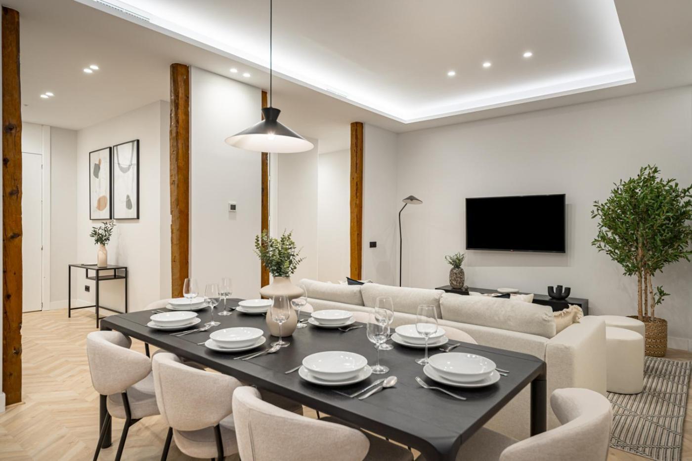 Centro Xx Calle Montera 5br 6bh Appartamento