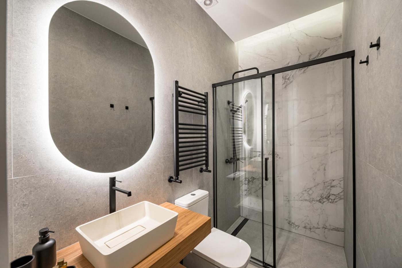 Centro Xx Calle Montera 5br 6bh Appartamento